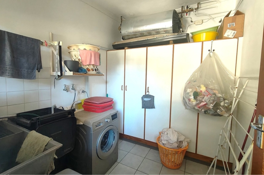 5 Bedroom Property for Sale in Piketberg Western Cape